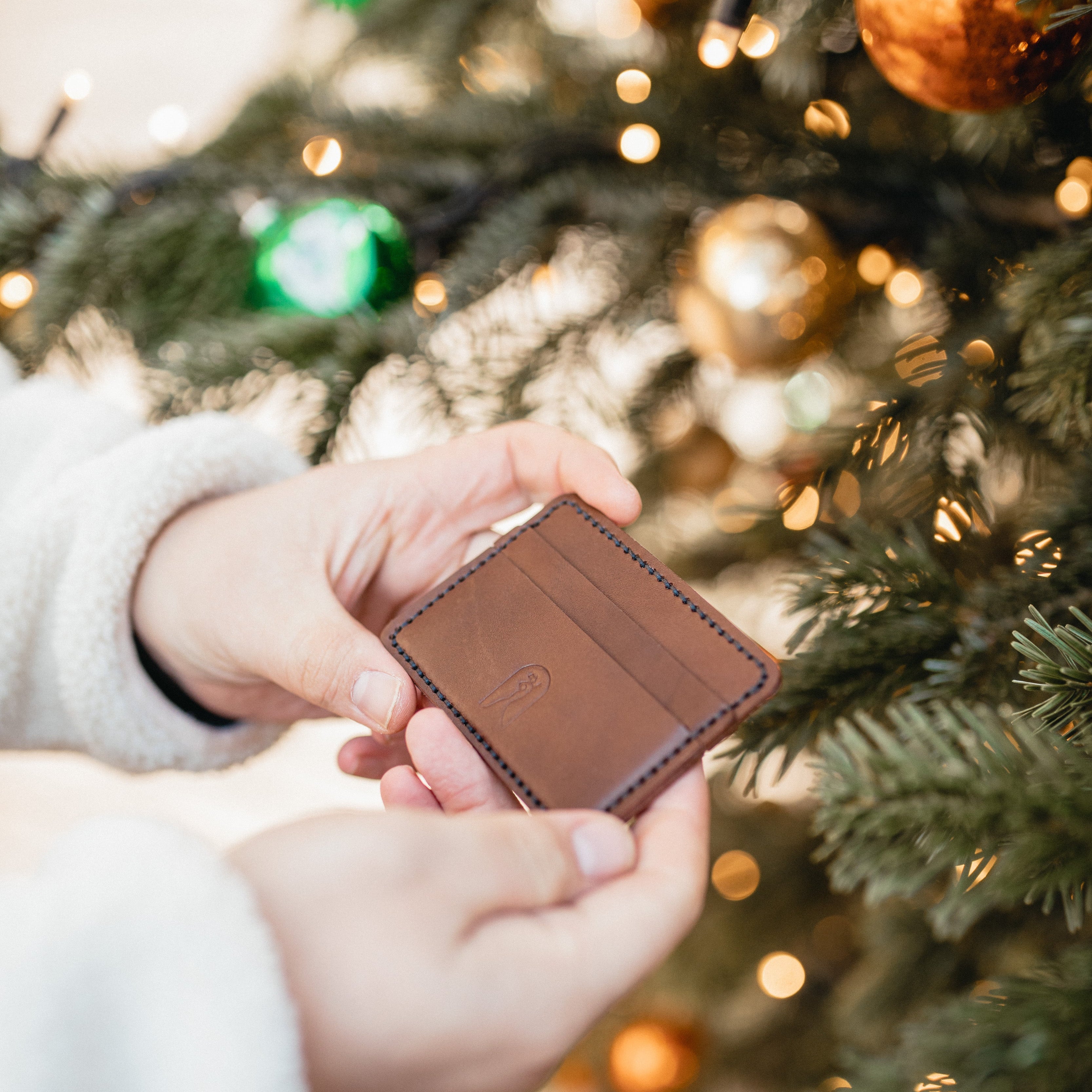 The Essential Cardholder